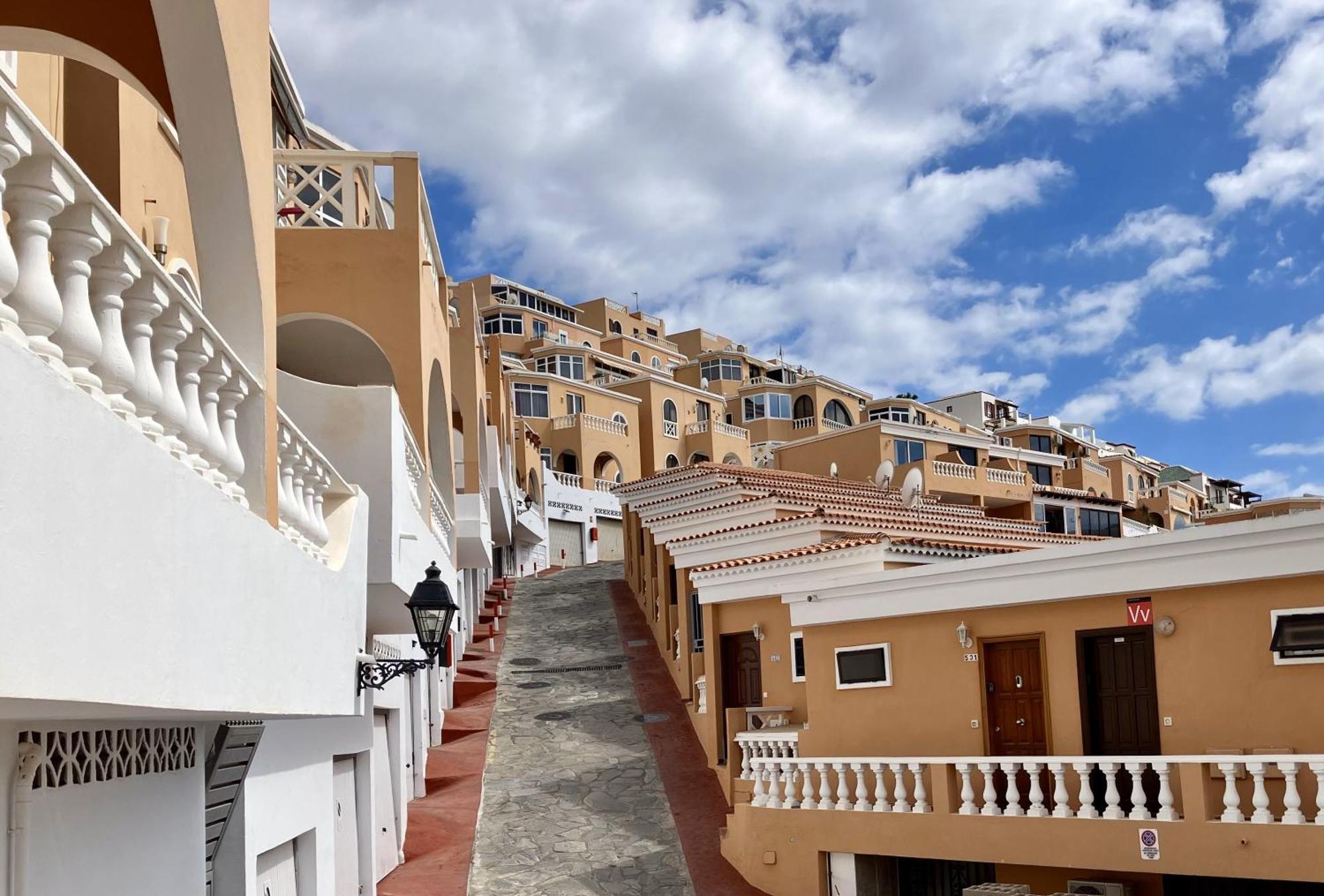 Costa Adeje - Modern Apartment With Terrace Views Of Ocean & Sunset Экстерьер фото