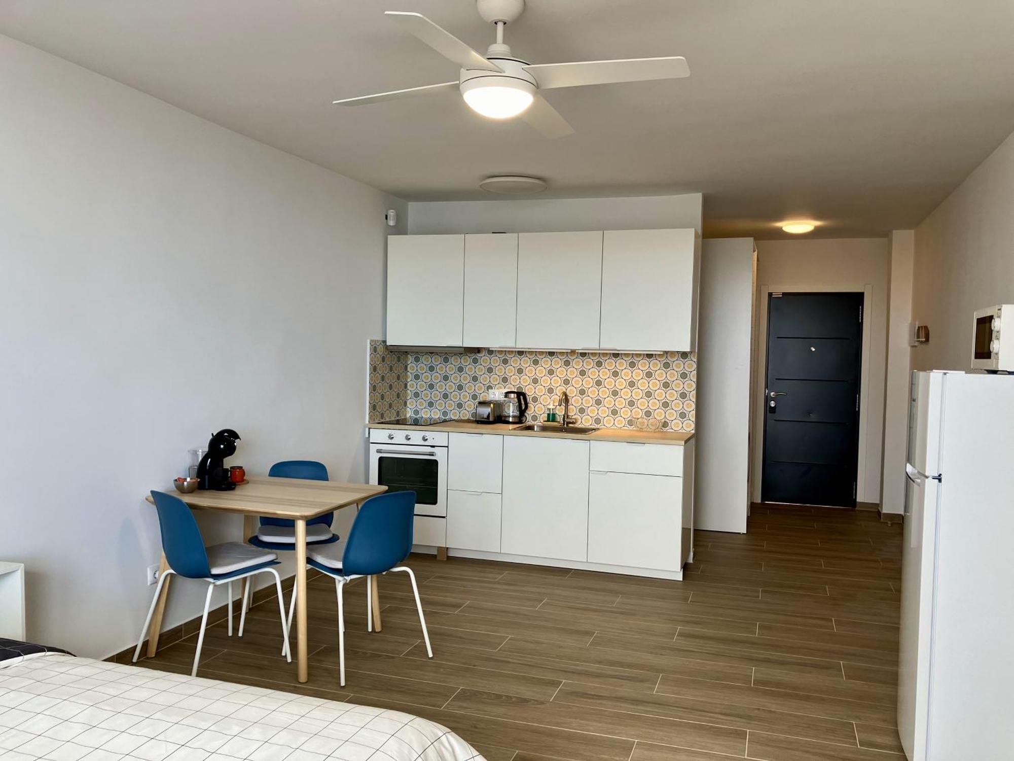 Costa Adeje - Modern Apartment With Terrace Views Of Ocean & Sunset Экстерьер фото